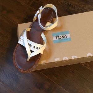 Toms White Sandal